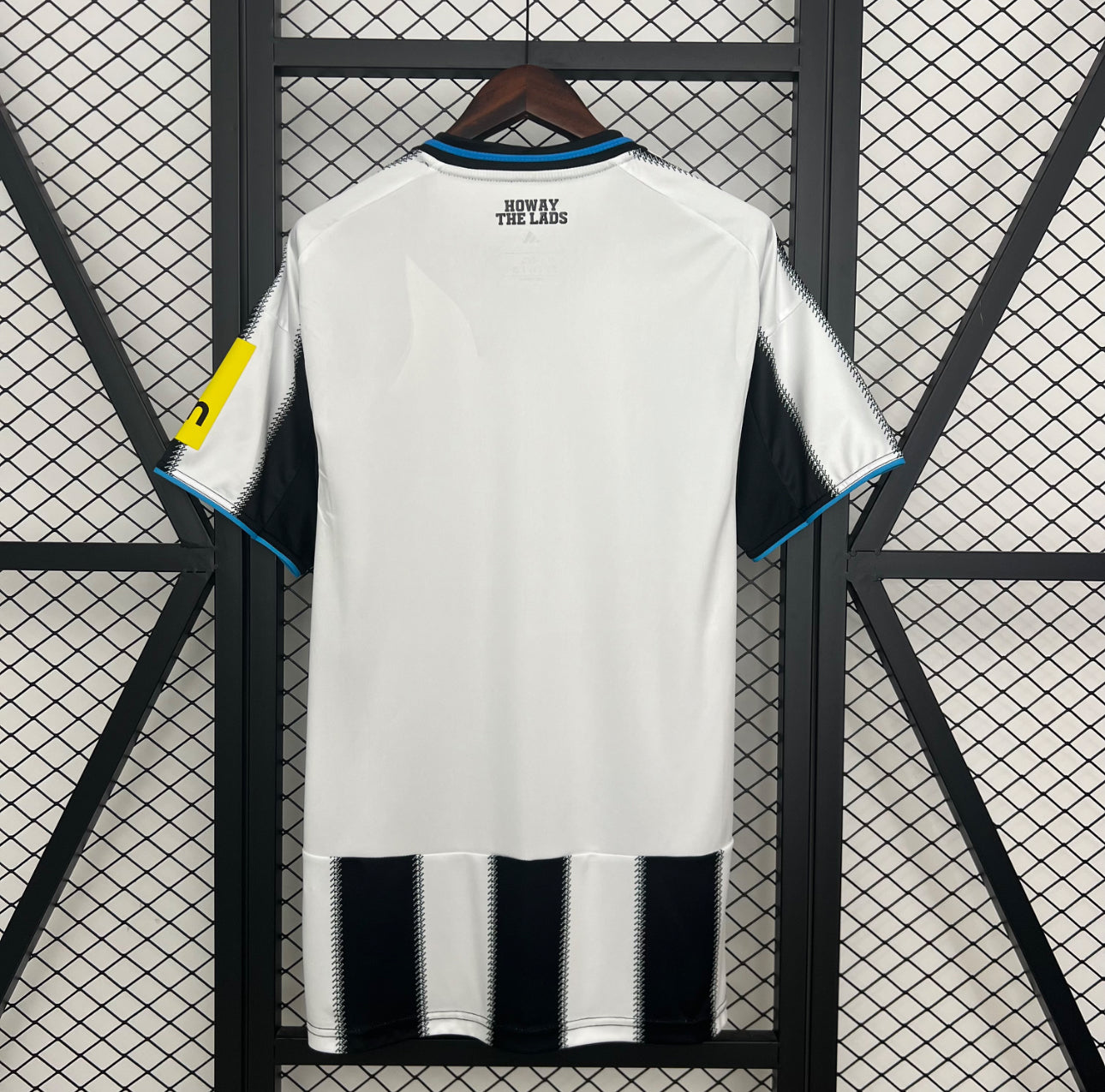 NEWCASTLE I 25/26 HOMBRE