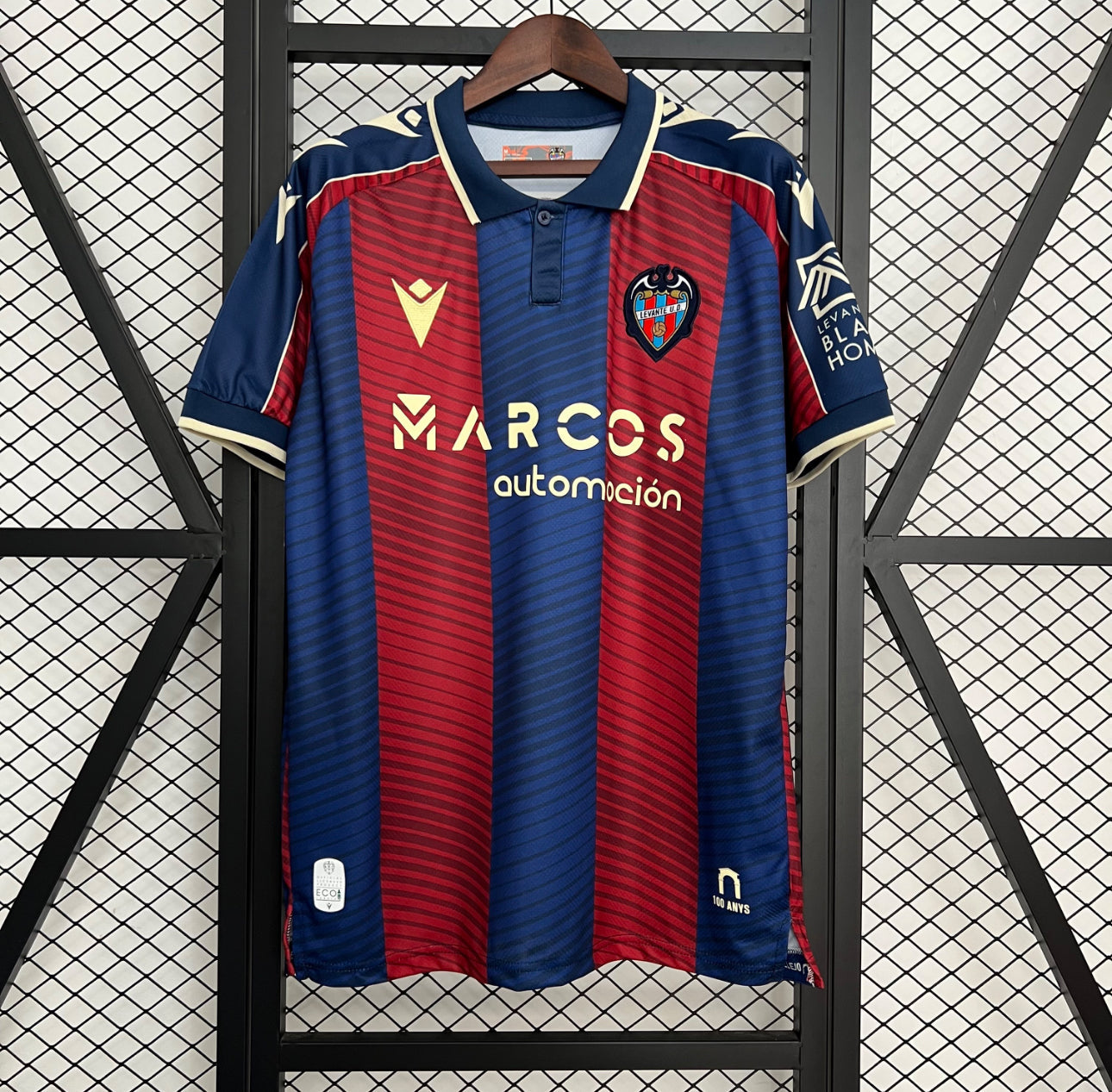 LEVANTE I 25/26 HOMBRE